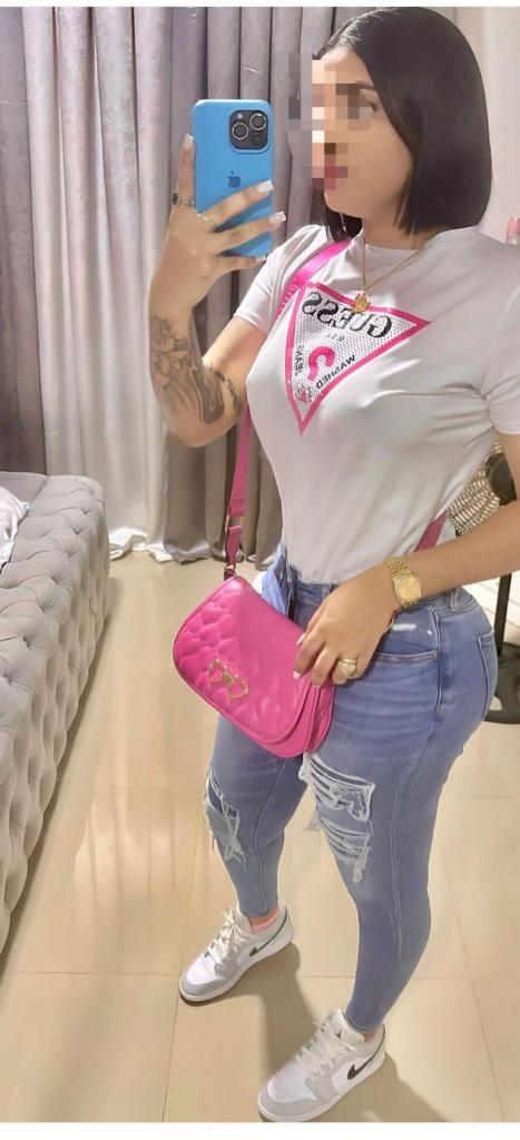 Chica busca chico en Cádiz: 