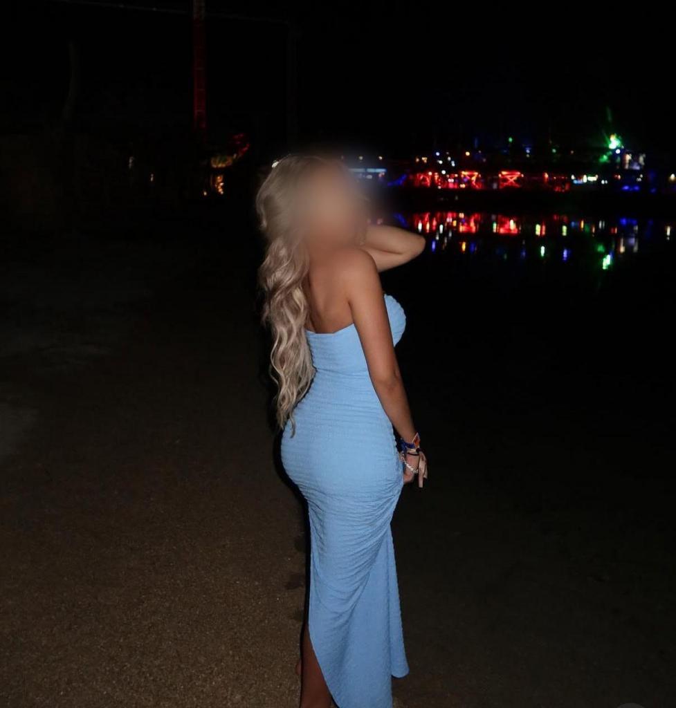 603941656: Chica busca chico en Málaga