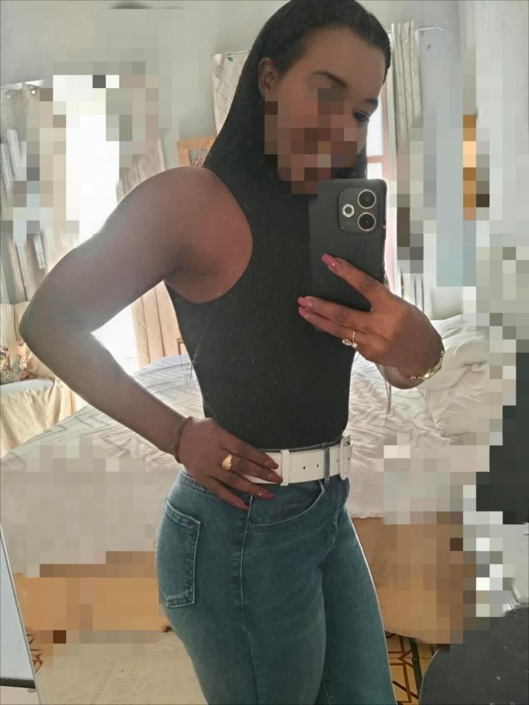 Chica busca chico en Cádiz: 