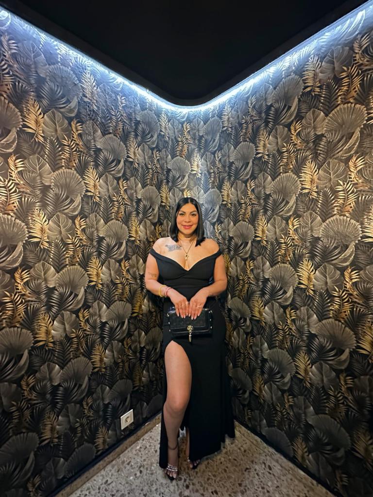 Chica busca chico en Alicante: 