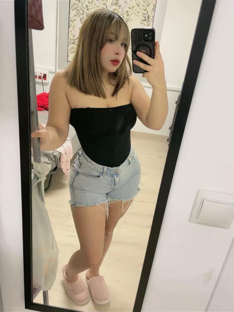 Chica busca chico en Valencia: Chica busca chico