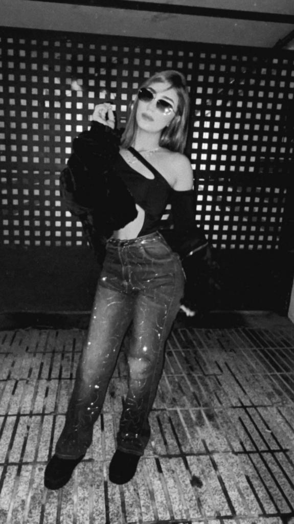 Chica busca chico en Mallorca: 