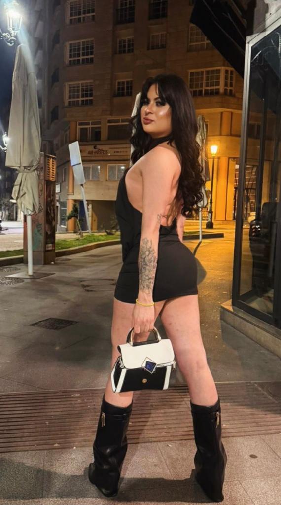 633046039: Travesti en Pontevedra