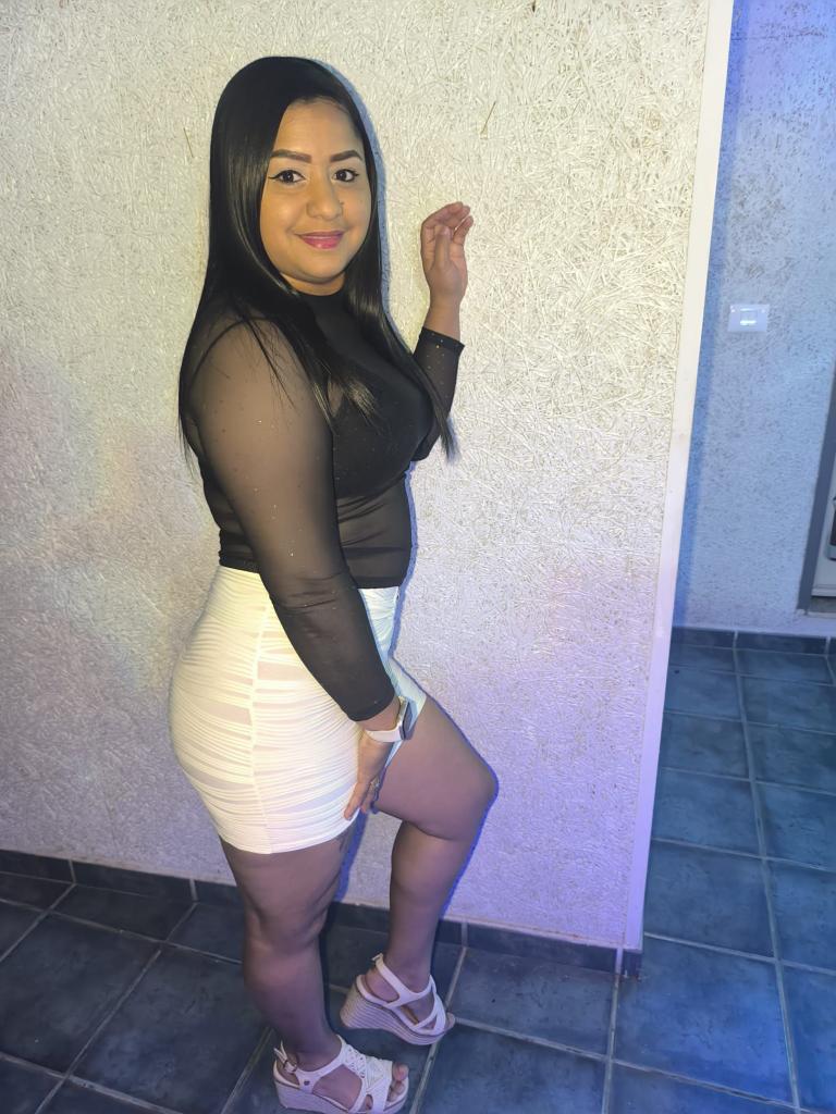 Chica busca chico en Tenerife: 