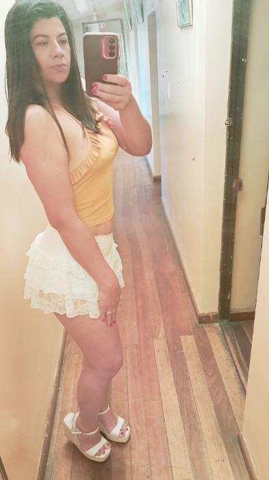 Chica busca chico en Cádiz: 