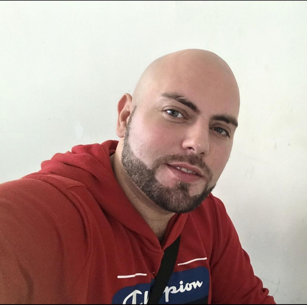 Chico busca chica en Tarragona: 