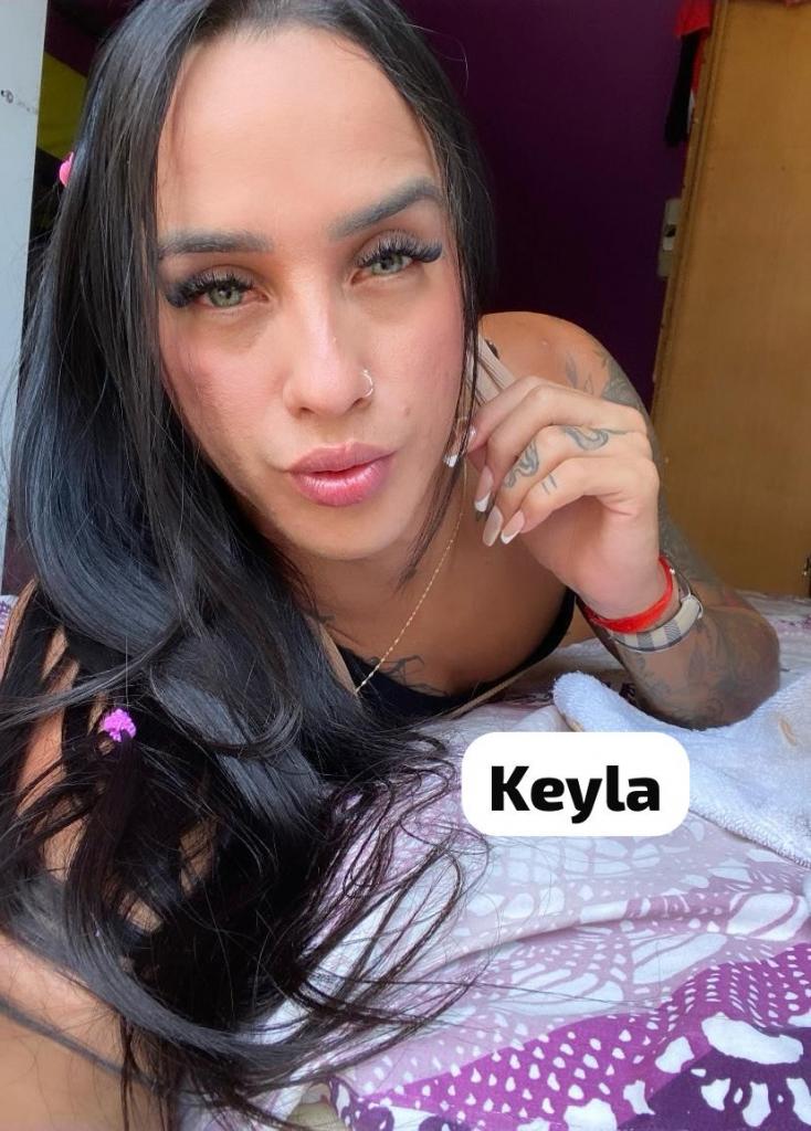 670263372: Chica busca chico en Gerona