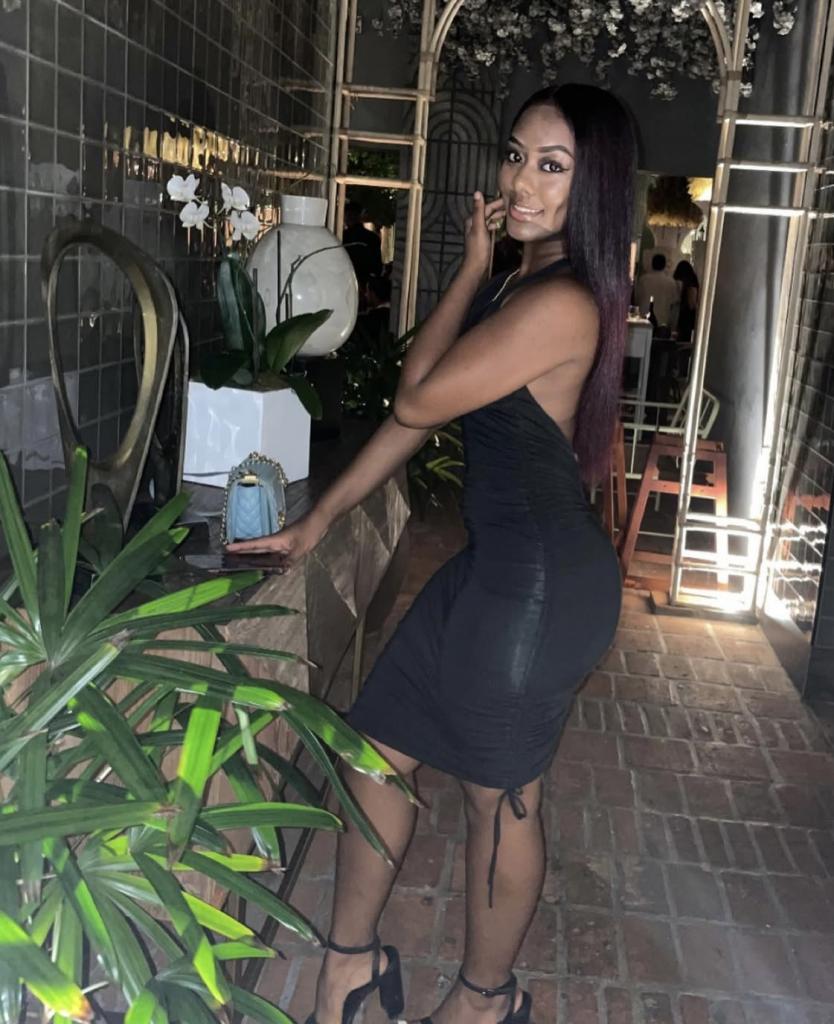 Chica busca chico en La Coruña: 