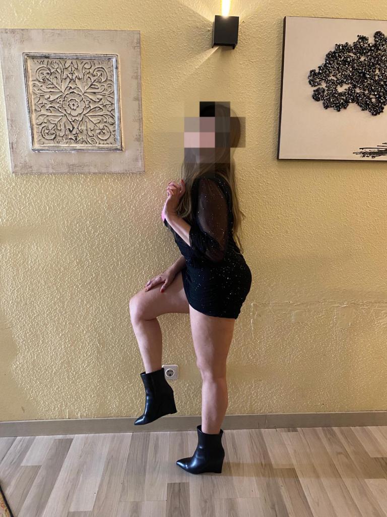 Chica busca chico en Madrid: Chica busca chico