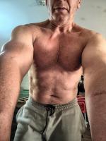 610624710: Chico busca chica en Madrid