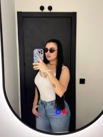 612255352: Chica busca chico en Madrid