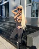 612512839: Chica busca chico en Barcelona