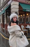 623741076: Chica busca chico en Barcelona