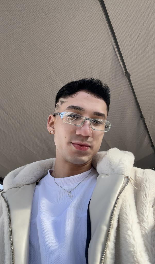 Chico busca chica en Madrid: 