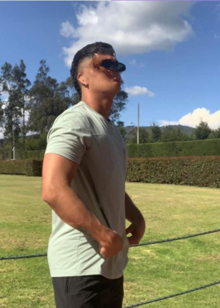 614829322: Chico busca chica en La Coruña