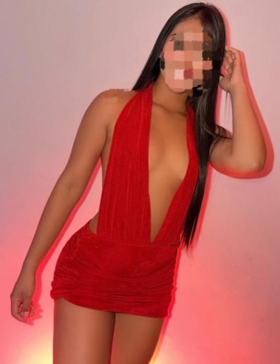 643553129: Chica busca chico en Cádiz