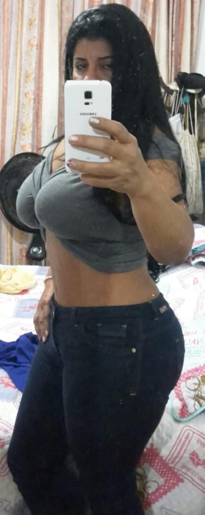 Chica busca chico en Tenerife: 