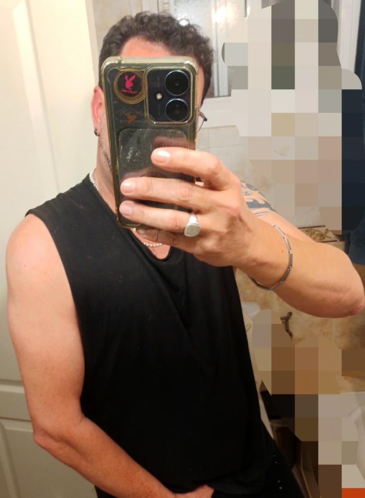 Chico busca chica en Málaga: 