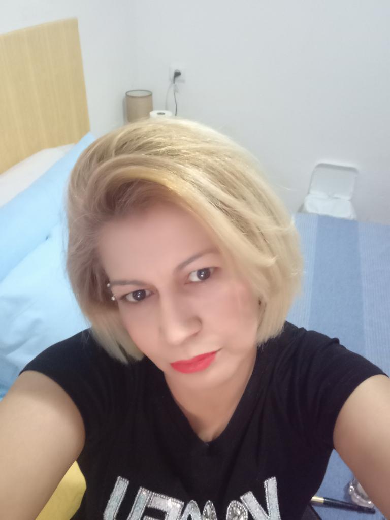 Chica busca chico en Almería: 
