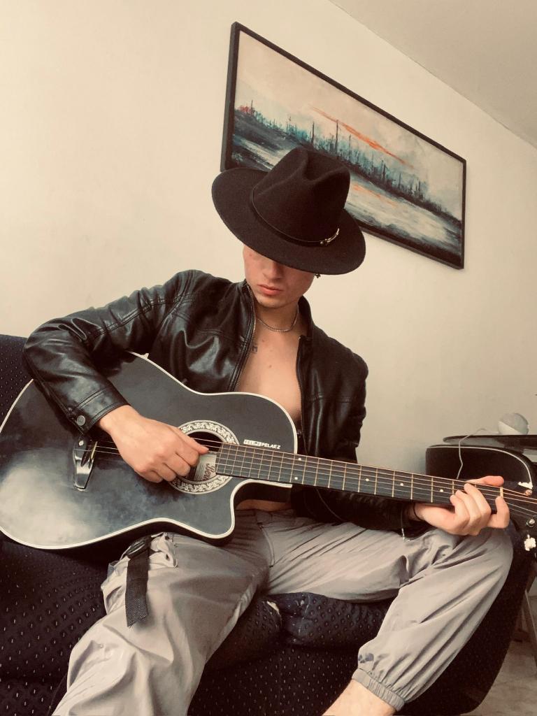 Chico busca chica en Barcelona: 