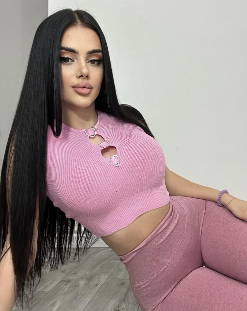 Chica busca chico en Cádiz: 