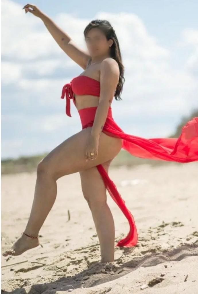 Chica busca chico en Granada: 