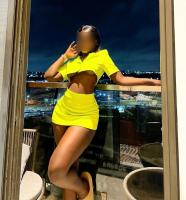 698943828: Chica busca chico en La Coruña