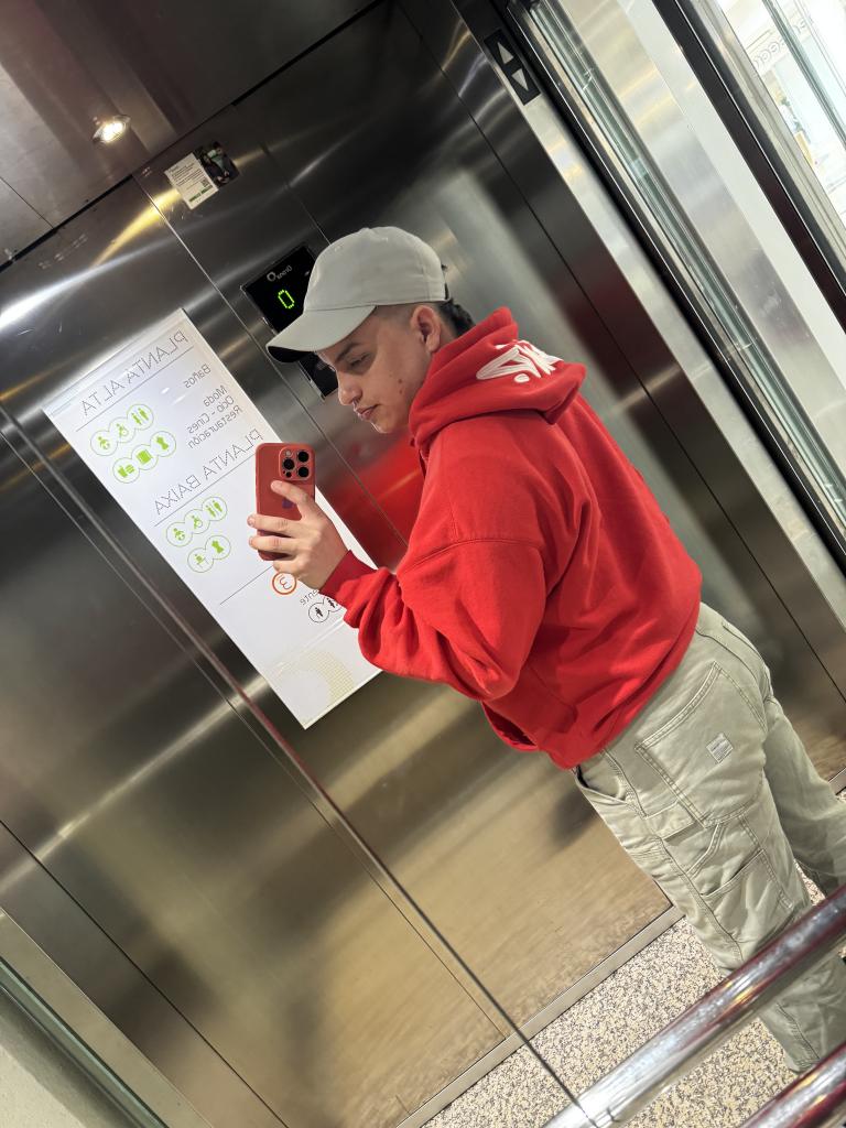 Chico busca chica en Cantabria: 