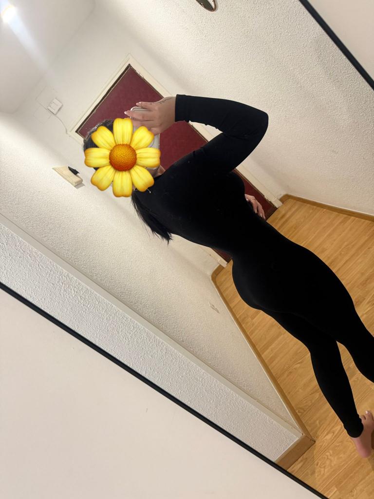 Chica busca chico en Ibiza: 