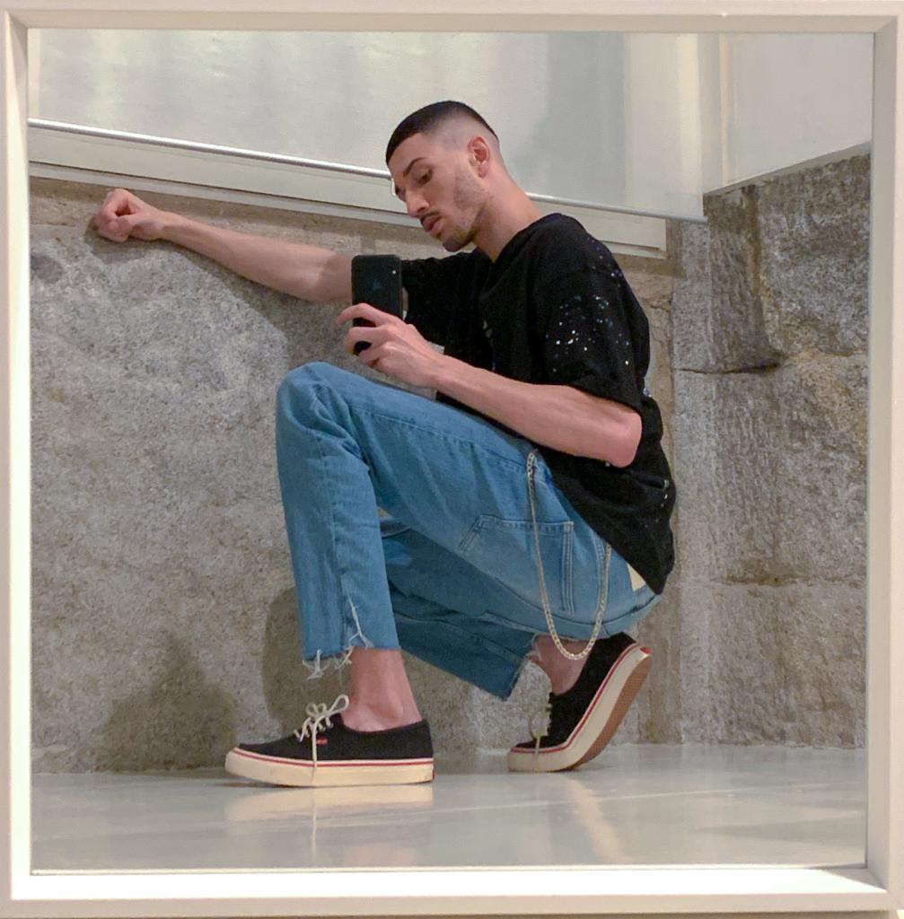 663617087: Chico busca chica en Madrid