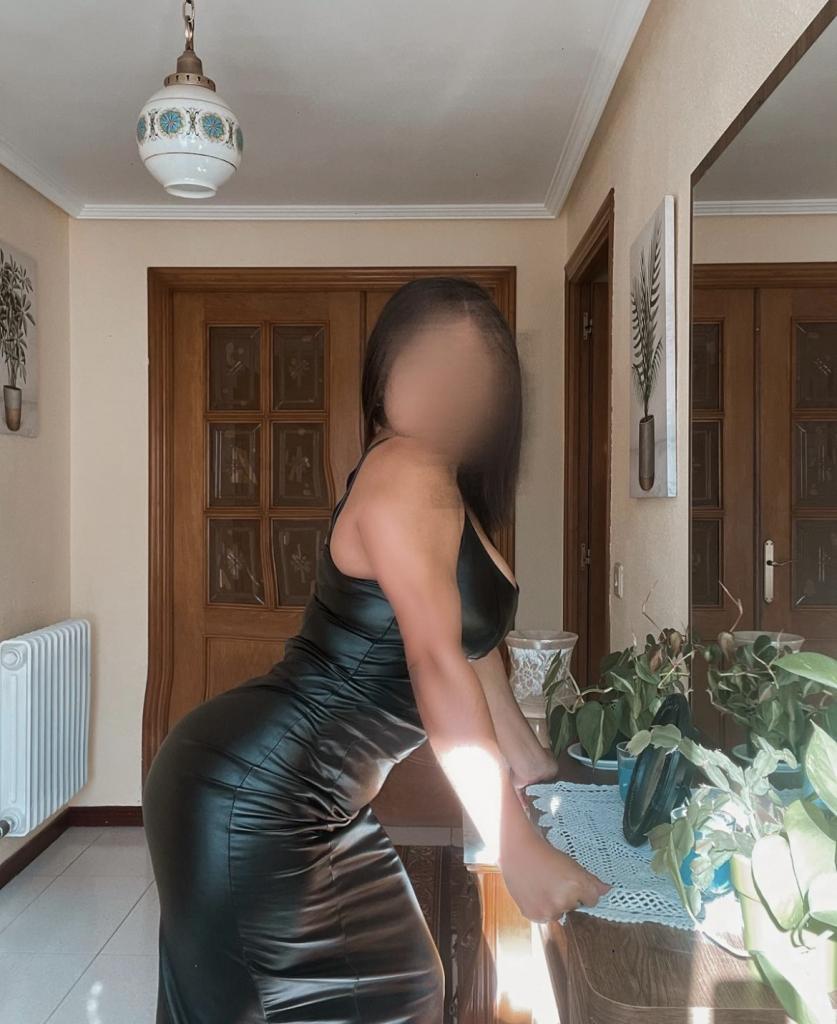 Chica busca chico en Sevilla: 