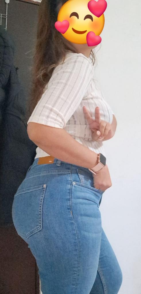 Chica busca chico en Granada: 