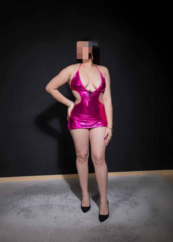 Chica busca chico en La Coruña: Chica busca chico