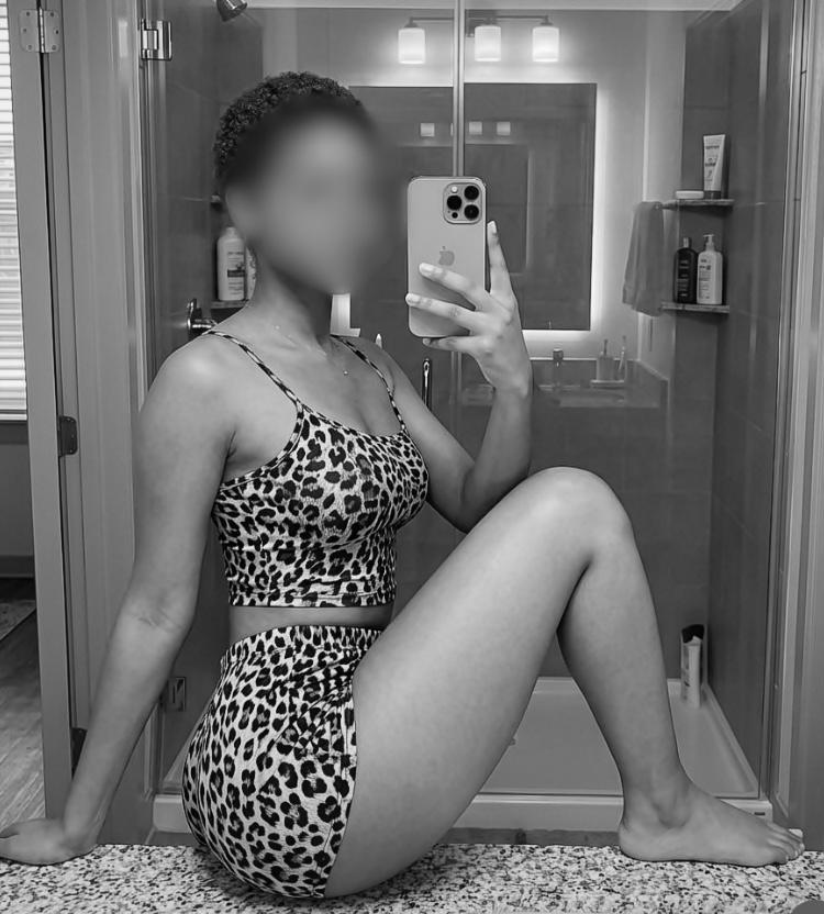 Chica busca chico en Sevilla: 