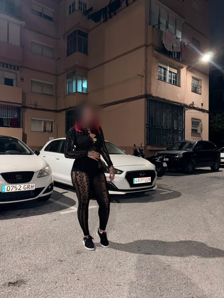 Chica busca chico en Sevilla: 