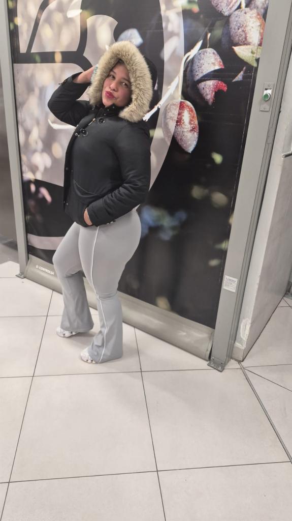 633149888: Chica busca chico en Cádiz