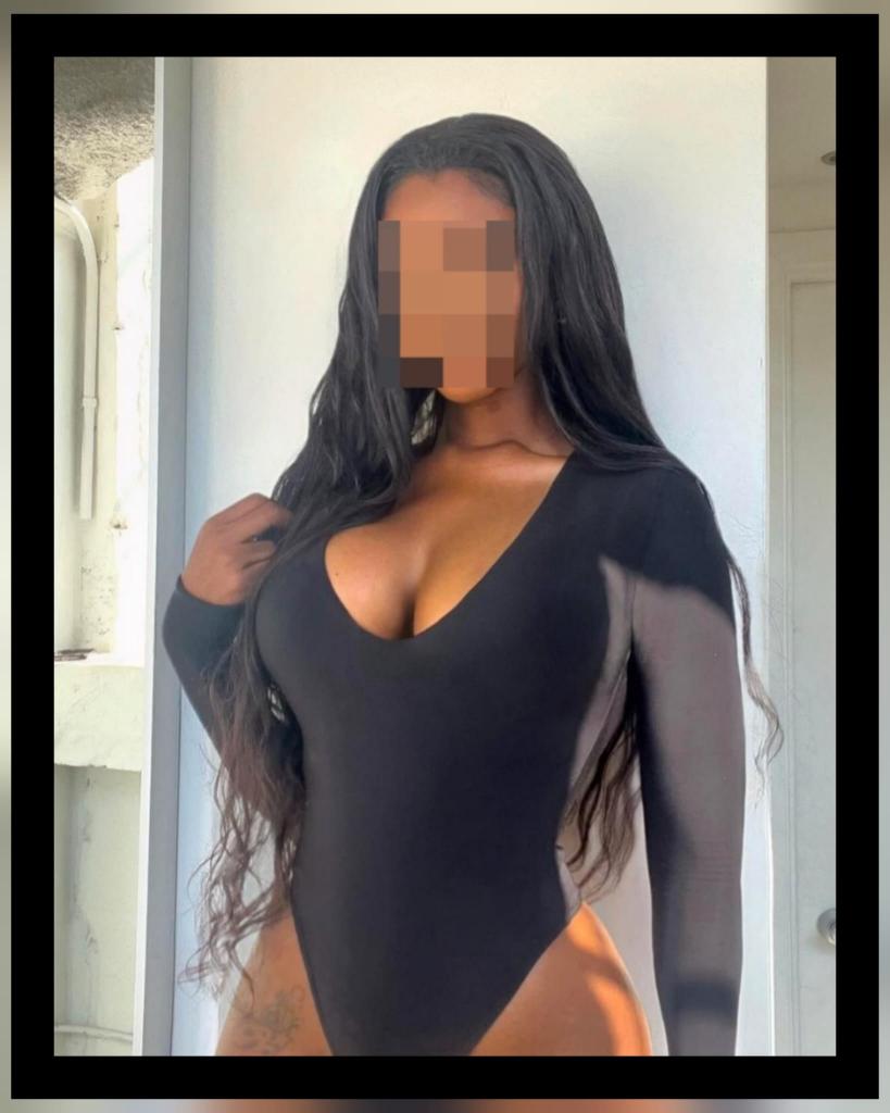 Chica busca chico en Gerona: 