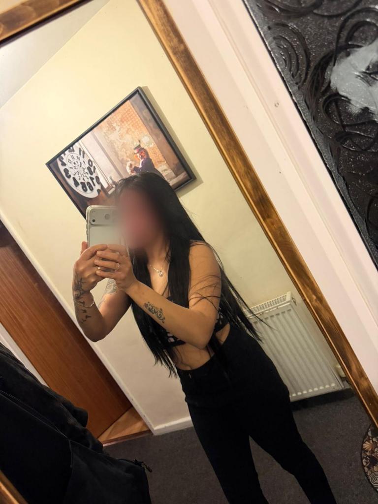 Chica busca chico en Lérida: 