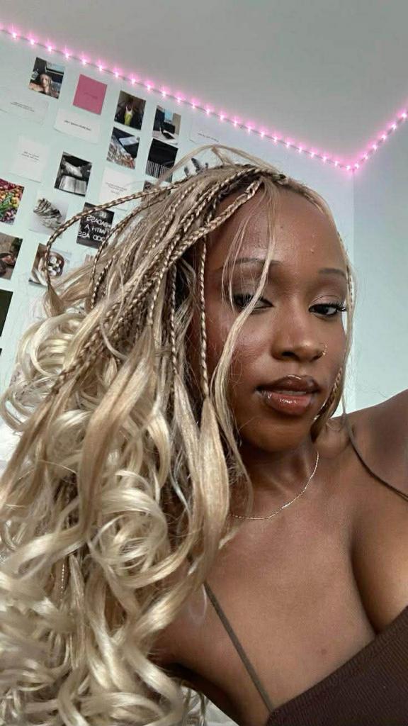 633361774: Chica busca chico en Asturias