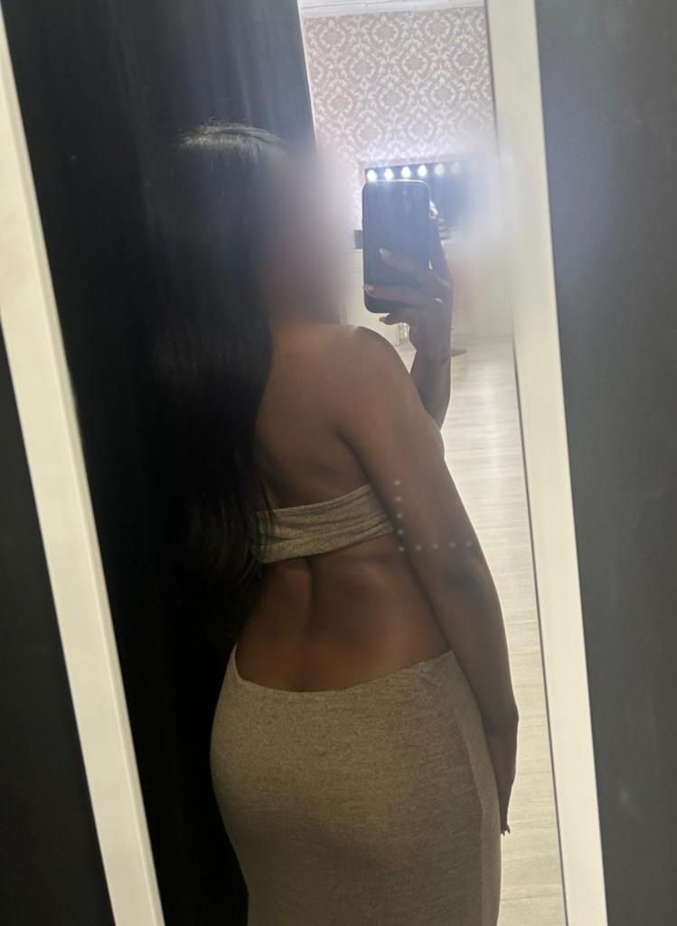 667990800: Chica busca chico en Madrid