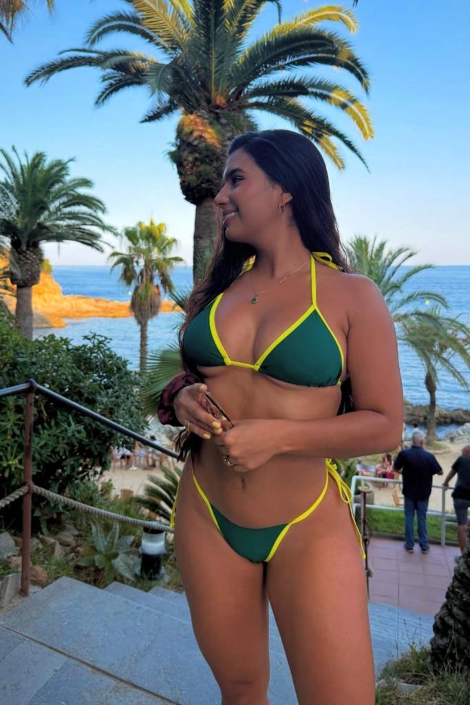 Chica busca chico en Cádiz: 