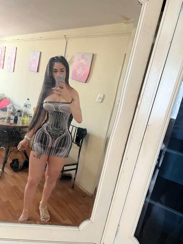 687752983: Chica busca chico en Mallorca