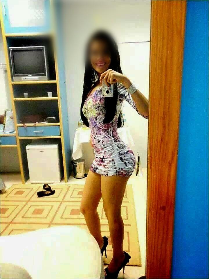 634187041: Chica busca chico en Alicante