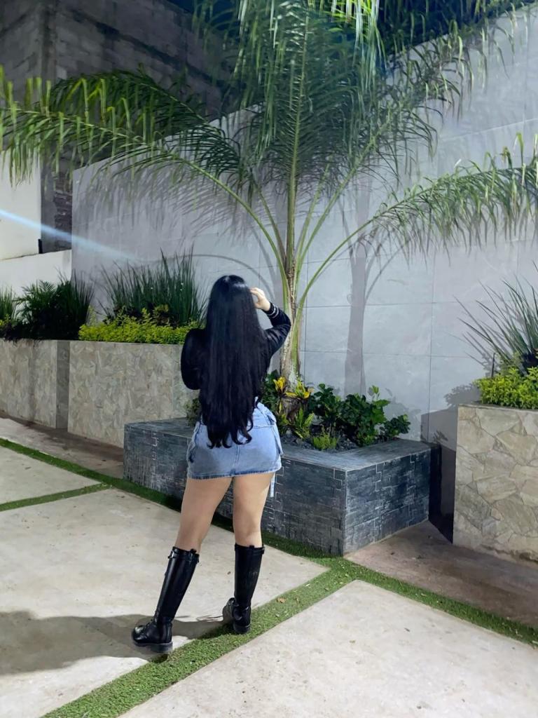 Chica busca chico en La Coruña: 