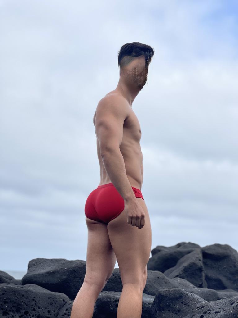 Chico busca chica en Las Palmas: 