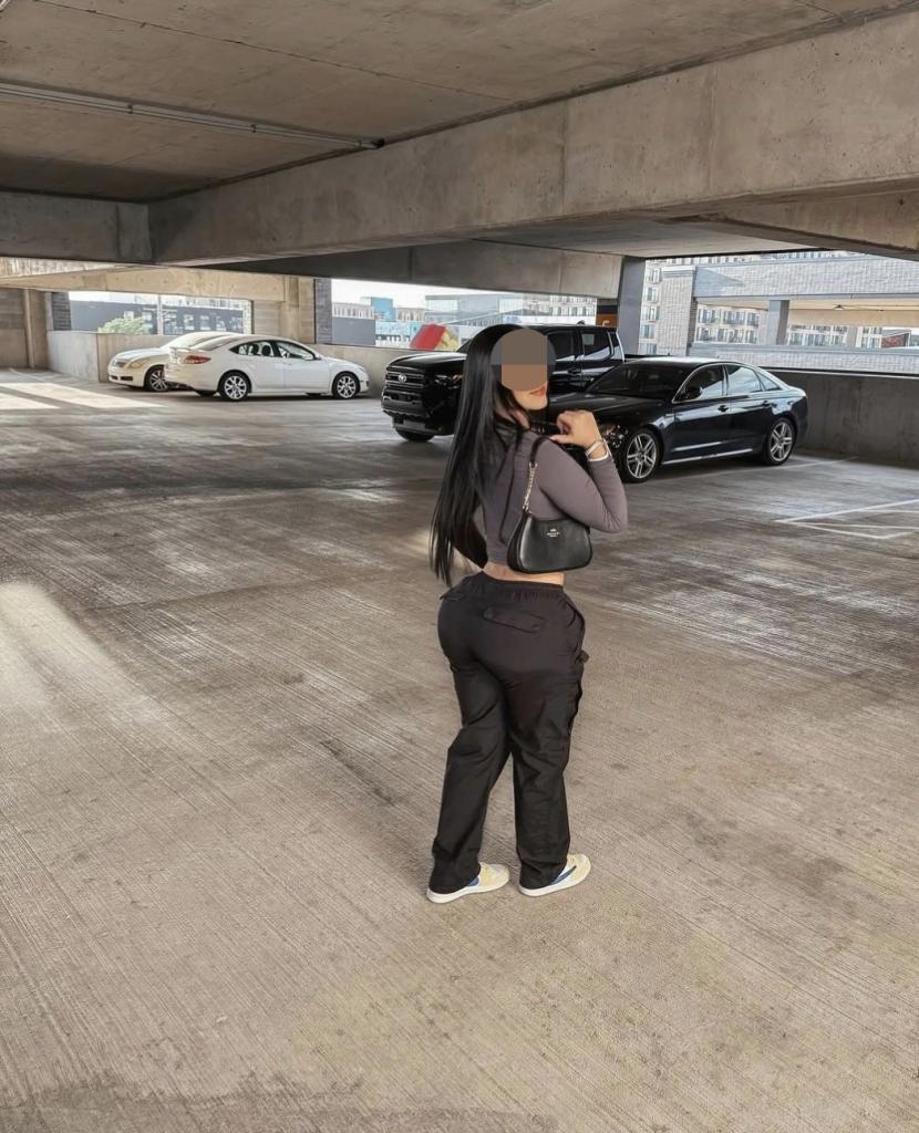 Chica busca chico en Sevilla: 