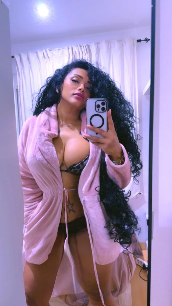 Chica busca chico en Barcelona: 