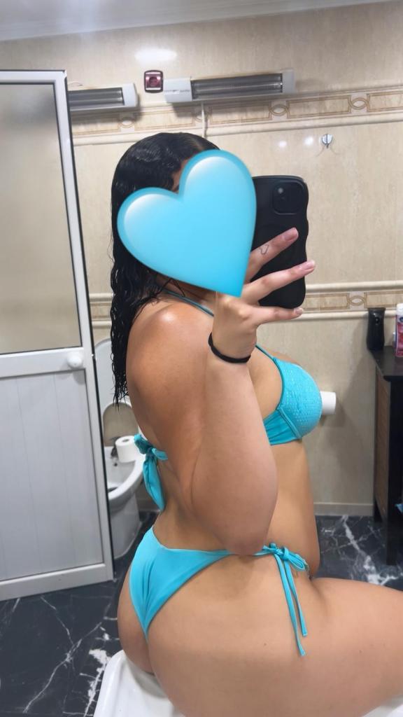 Chica busca chico en Sevilla: 