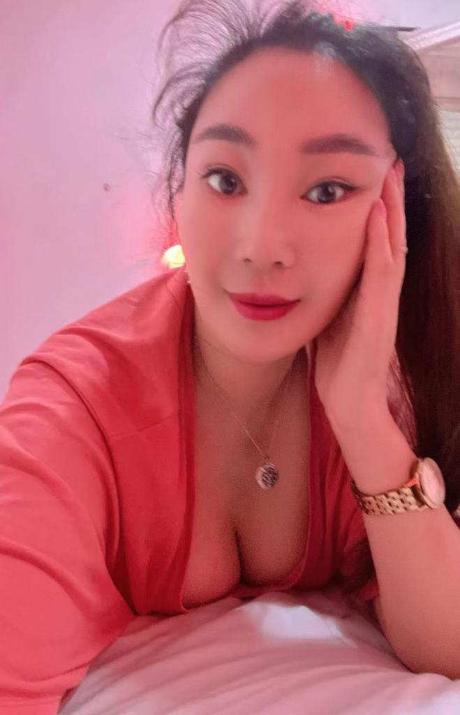 632830245: Chica busca chico en Barcelona