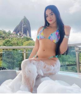 641986342: Chica busca chico en Mallorca